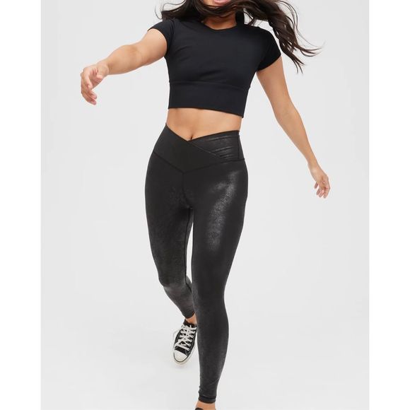aerie Pants - Aerie Offline The Hugger Crossover High Waisted Crackle Legging